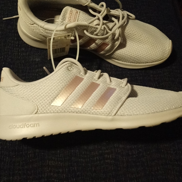 Brand new Adidas Womens size 10 light gray - Picture 4 of 7